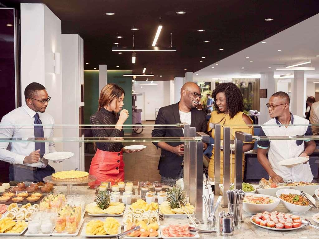 Novotel Abidjan Plateau Restaurante foto
